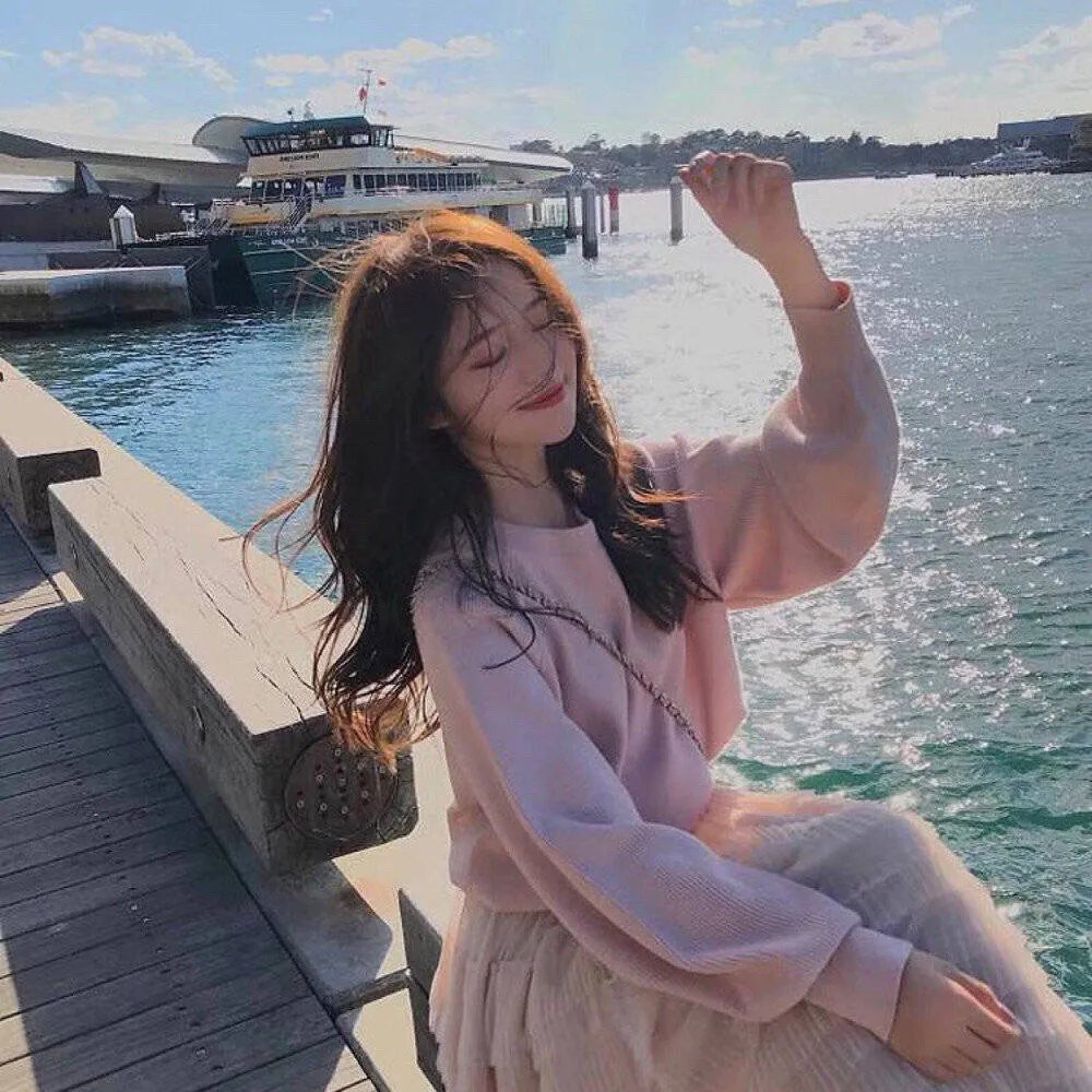 北极百货的秋乃小姐